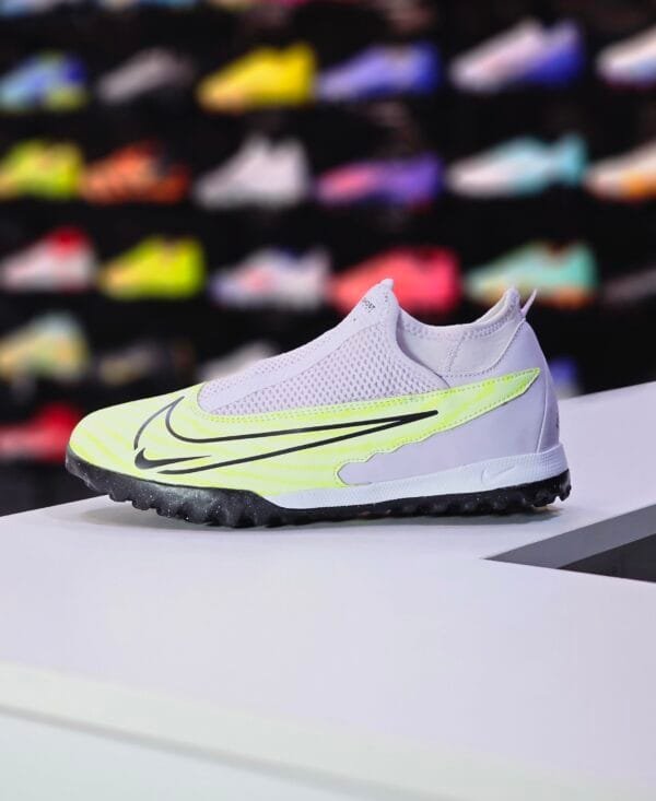 JR NIKE PHANTOM GX ACADEMY TF - Image 2