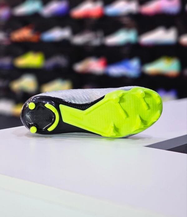 JR NIKE MERCURIAL VAPOR 15 ACADEMY MG - Image 4