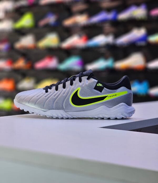 NIKE TIEMPO LEGEND 10 ACADEMY TF - Image 2