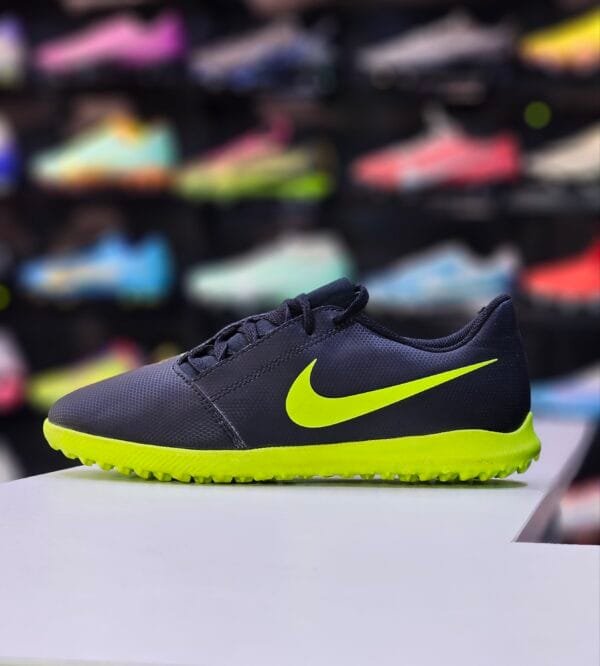 JR NIKE PHANTOM VENOM CLUB TF - Image 2