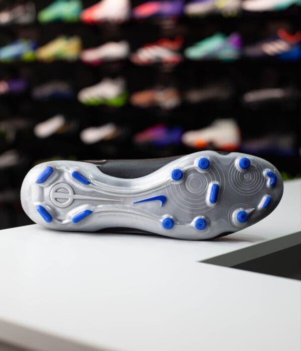 JR NIKE TIEMPO LEGEND 10 CLUB MG - Image 4