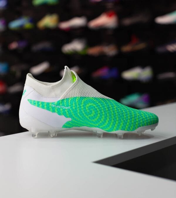 JR NIKE PHANTOM GX ACADEMY MG - Image 3