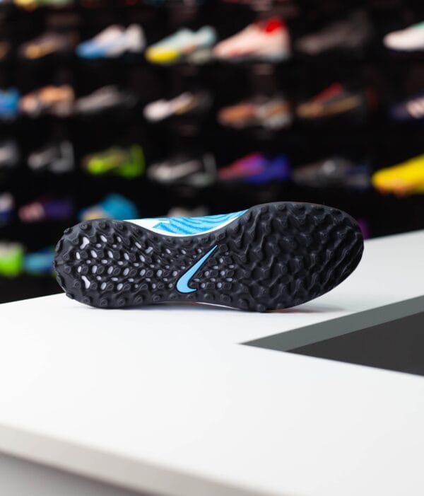 JR NIKE PHANTOM GX PRO TF - Image 4