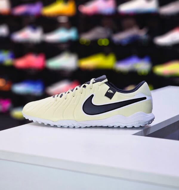 NIKE TIEMPO LEGEND 10 ACADEMY TF - Image 2