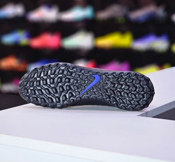 NIKE PHANTOM GX2 PRO TF - Image 4
