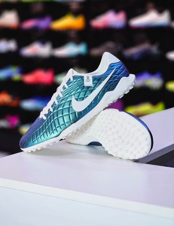 NIKE TIEMPO LEGEND 10 ACADEMY TF ÉDITION LIMITÉE