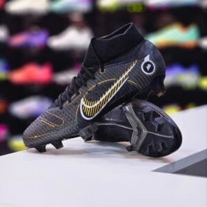 NIKE MERCURIAL SUPERFLY 8 PRO FG