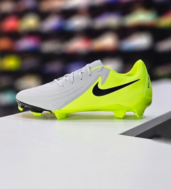 NIKE PHANTOM GX2 ACADEMY FG - Image 2