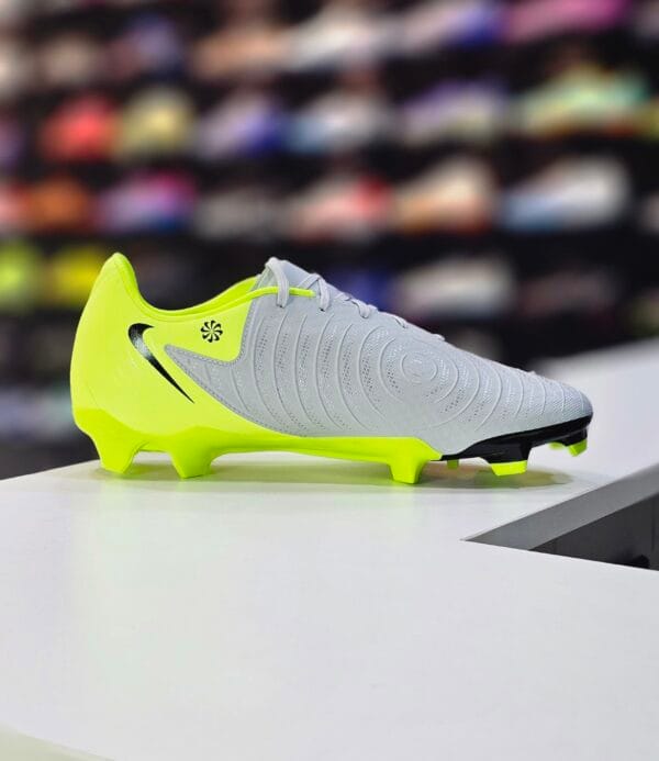 NIKE PHANTOM GX2 ACADEMY FG - Image 3