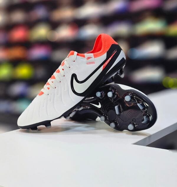 NIKE TIEMPO LEGEND 10 PRO MG