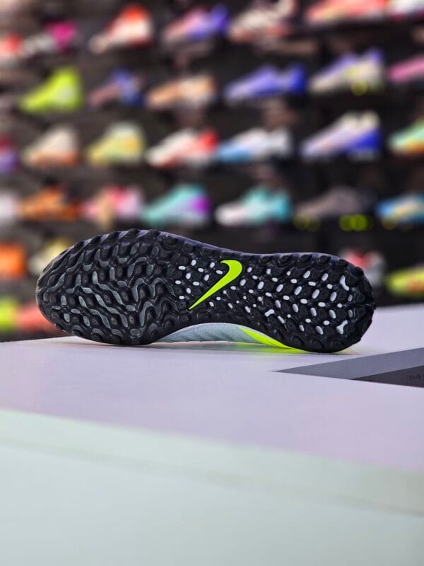 NIKE PHANTOM GX2 PRO TF - Image 4