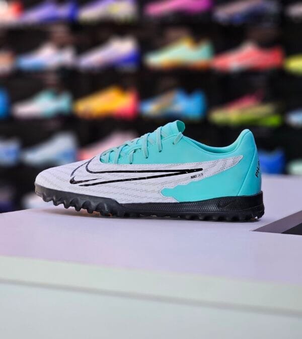 NIKE PHANTOM GX ACADEMY TF - Image 2
