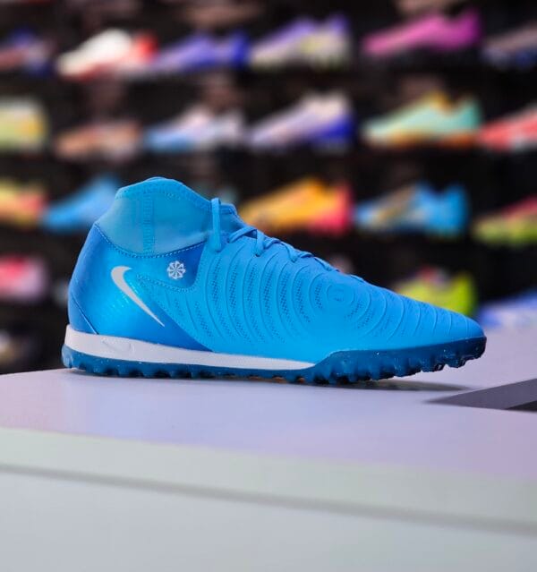 NIKE PHANTOM LUNA ACADEMY TF - Image 3