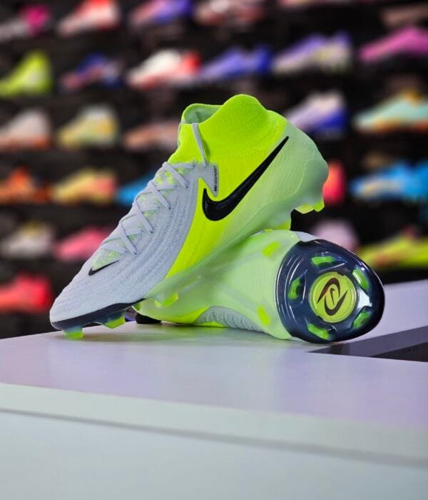 NIKE PHANTOM LUNA ELITE FG