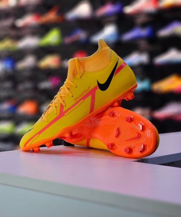 NIKE PHANTOM GT2 CLUB MG