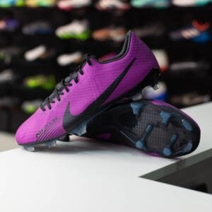 NIKE MERCURIAL VAPOR 15 ACADEMY MG