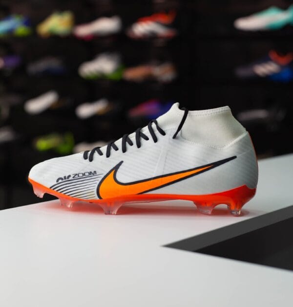 NIKE MERCURIAL SUPERFLY 9 ACADEMY MG - Image 3