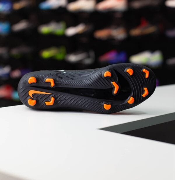 NIKE PHANTOM GX CLUB MG - Image 4