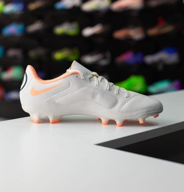 NIKE TIEMPO LEGEND 9 CLUB MG - Image 3