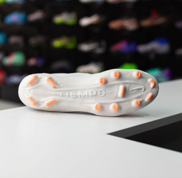 NIKE TIEMPO LEGEND 9 CLUB MG - Image 4