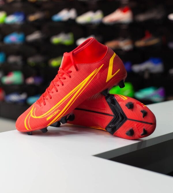 NIKE MERCURIAL SUPERFLY 8 ACADEMY MG