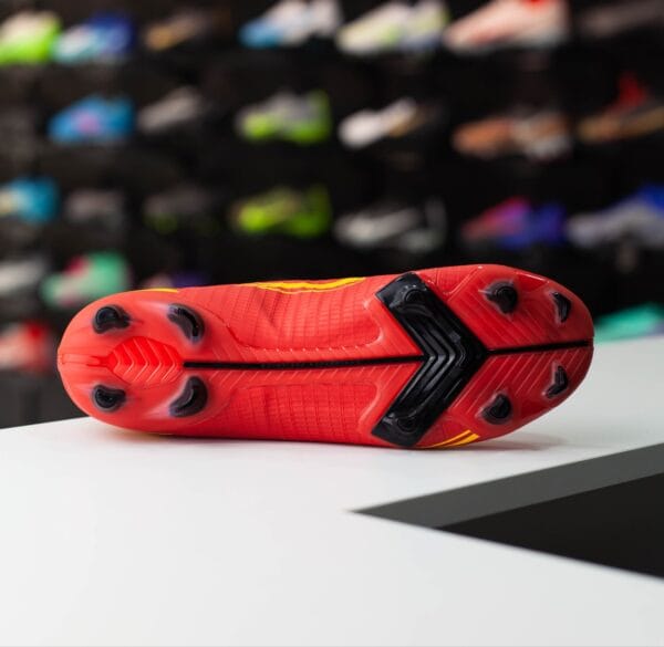 NIKE MERCURIAL SUPERFLY 8 ACADEMY MG - Image 4