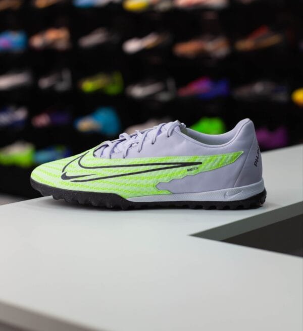 NIKE PHANTOM GX ACADEMY TF - Image 2
