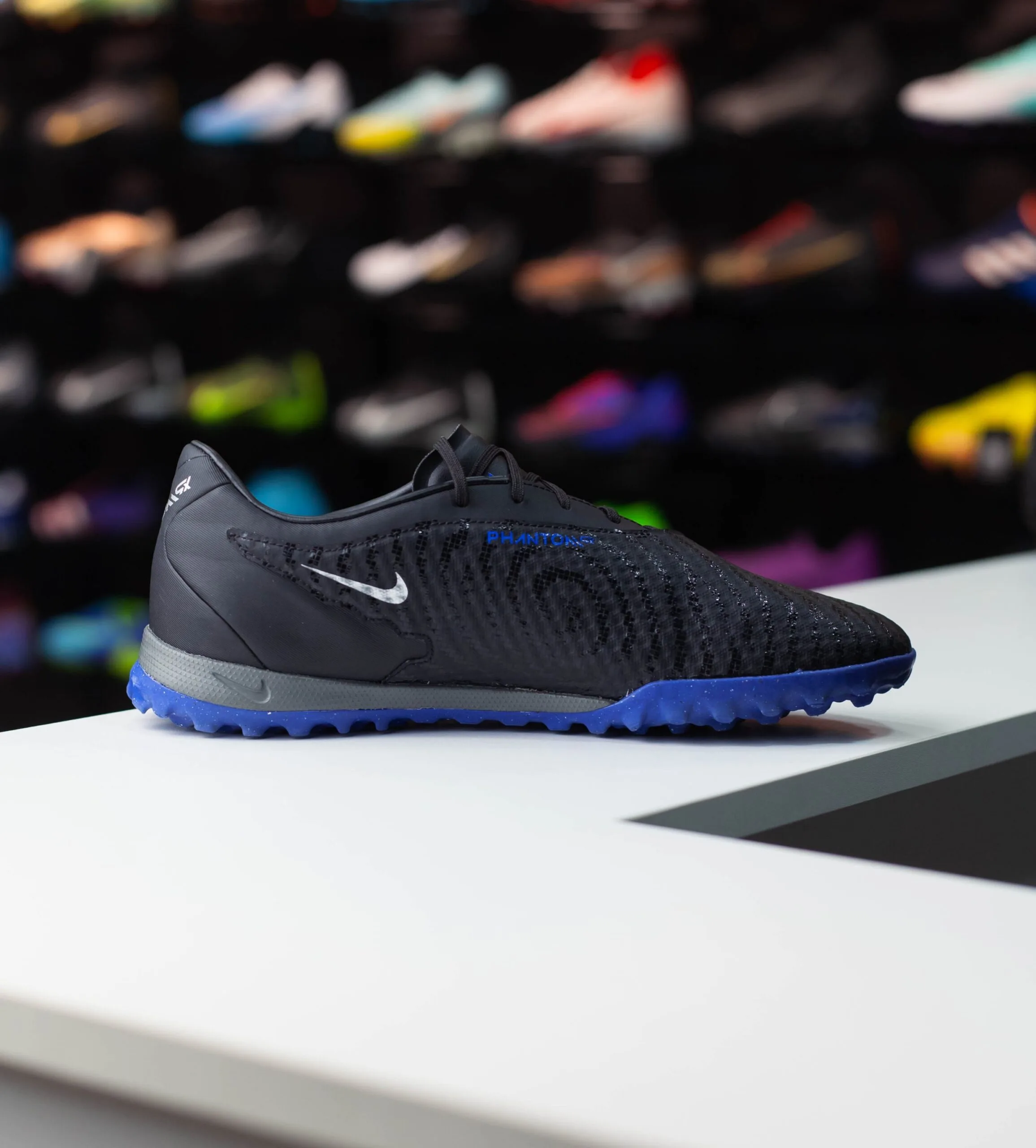 NIKE PHANTOM GX ACADEMY TF - Image 3