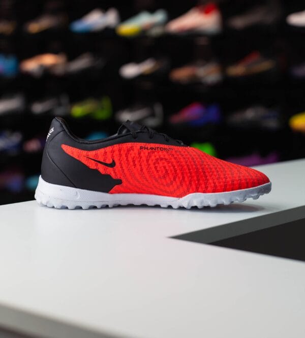 NIKE PHANTOM GX ACADEMY TF - Image 3