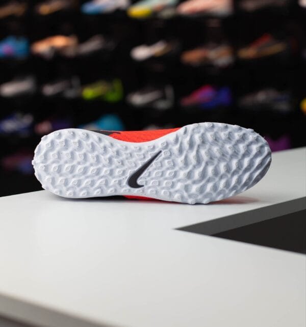 NIKE PHANTOM GX ACADEMY TF - Image 4