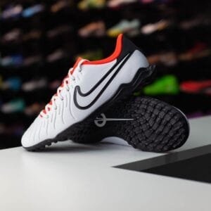 NIKE TIEMPO LEGEND 10 CLUB TF