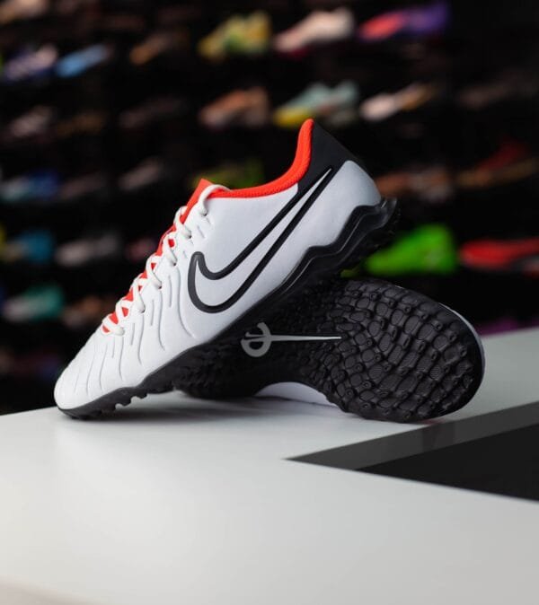 NIKE TIEMPO LEGEND 10 CLUB TF