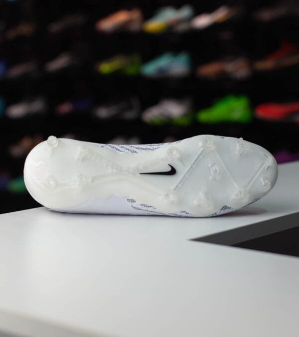 NIKE PHANTOM GX ACADEMY MG - Image 4