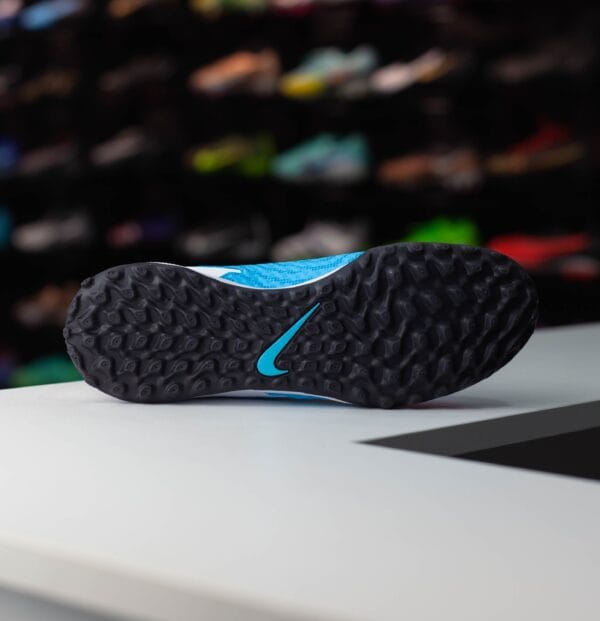 NIKE PHANTOM GX ACADEMY TF - Image 4