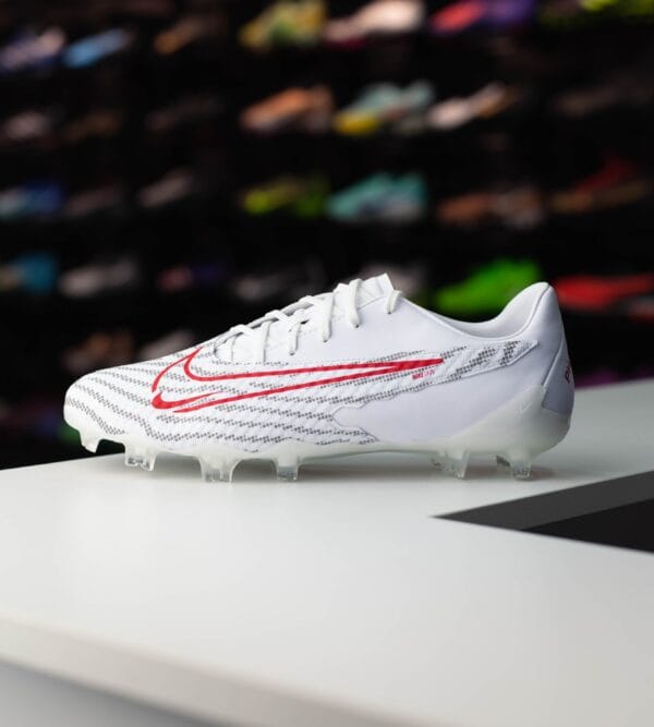NIKE PHANTOM GX ACADEMY MG - Image 2