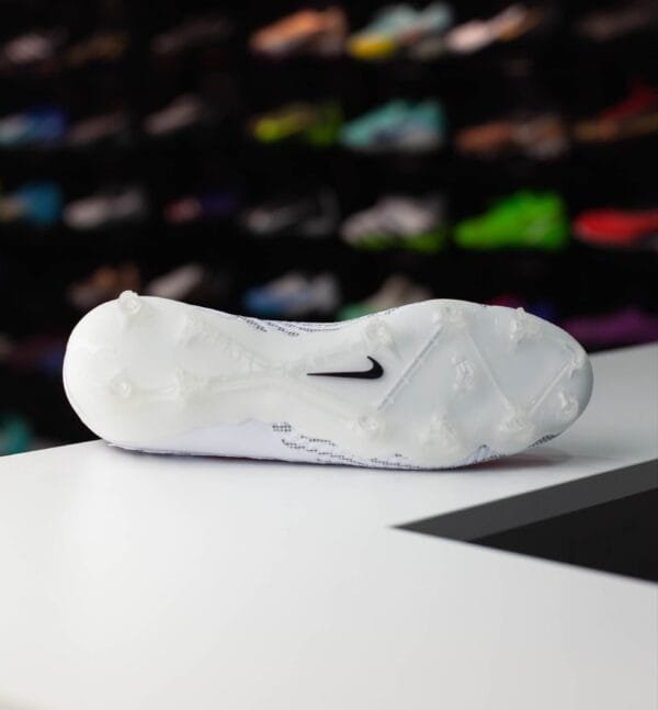 NIKE PHANTOM GX ACADEMY MG - Image 4