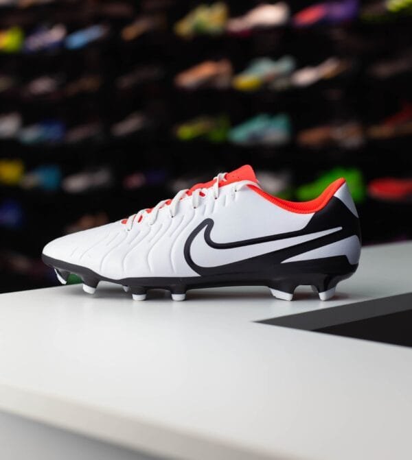 NIKE TIEMPO LEGEND 10 CLUB MG - Image 2