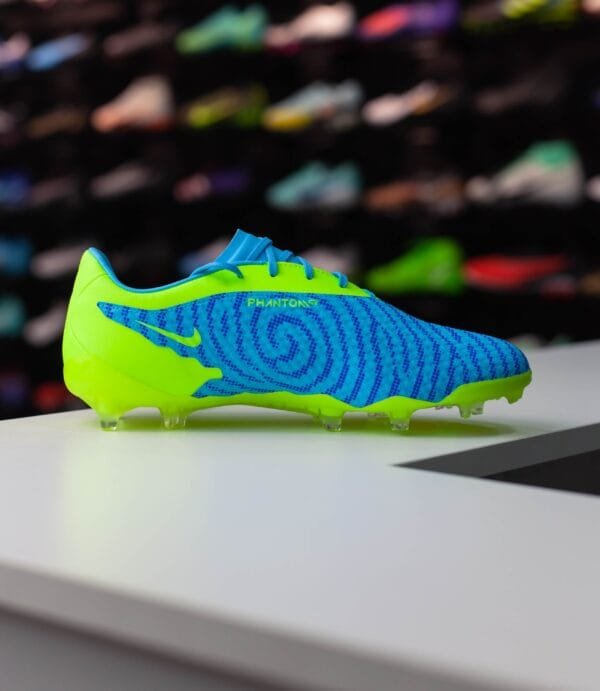 NIKE PHANTOM GX ACADEMY MG - Image 3