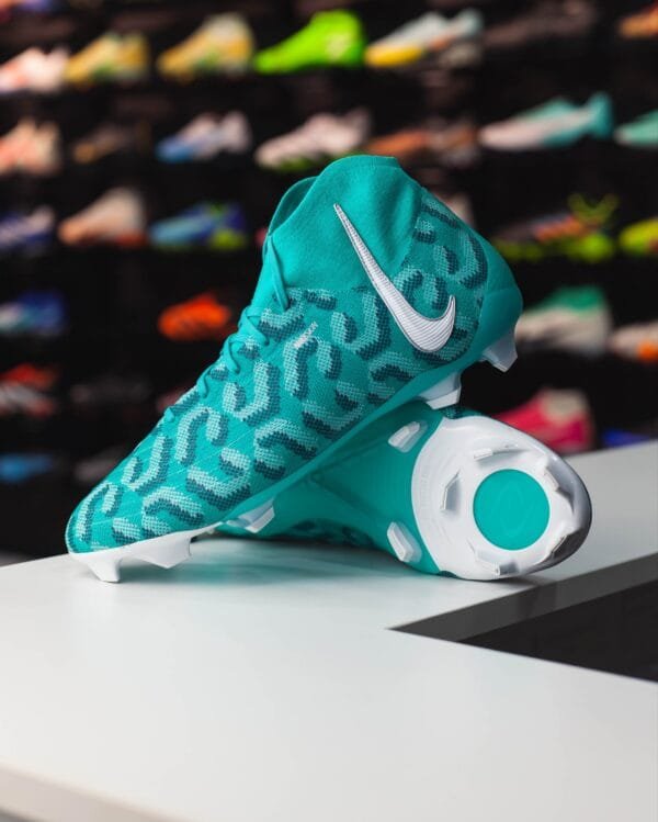 NIKE PHANTOM LUNA PRO FG