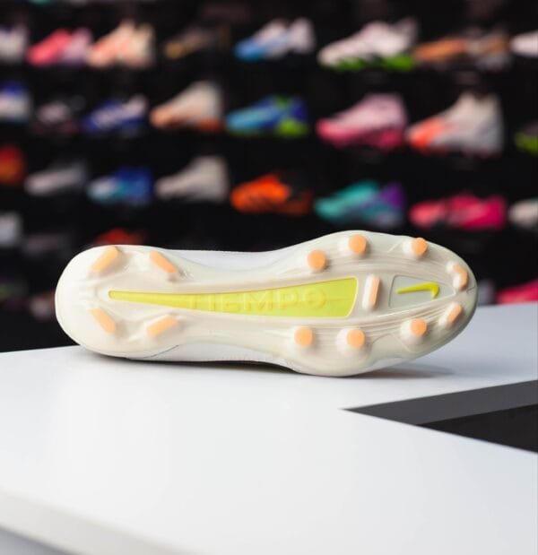 NIKE TIEMPO LEGEND 9 PRO MG - Image 4