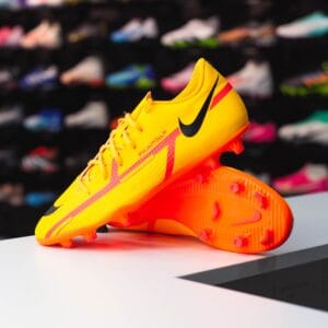 NIKE PHANTOM GT2 CLUB MG