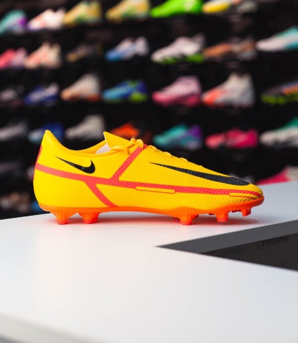 NIKE PHANTOM GT2 CLUB MG - Image 3