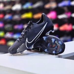 NIKE MERCURIAL VAPOR 15 ACADEMY MG