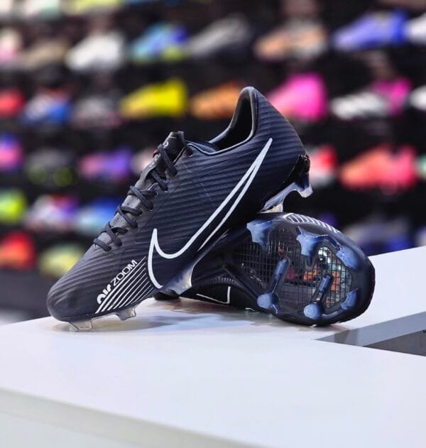 NIKE MERCURIAL VAPOR 15 ACADEMY MG