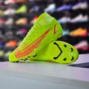 NIKE MERCURIAL SUPERFLY 8 CLUB MG