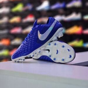 NIKE TIEMPO LEGEND 8 ELITE FG