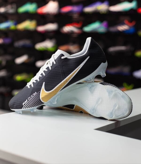 NIKE MERCURIAL VAPOR 15 ACADEMY MG