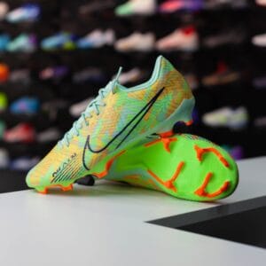 NIKE MERCURIAL VAPOR 15 ACADEMY MG
