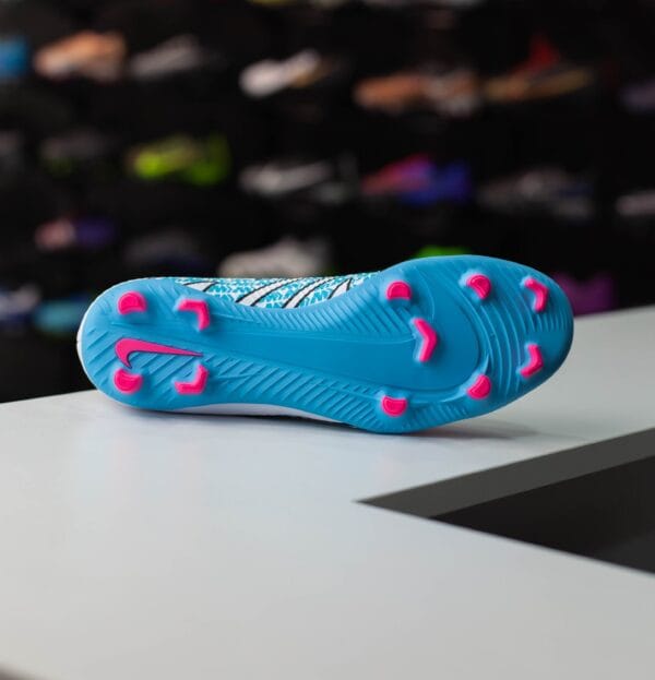 NIKE MERCURIAL VAPOR 15 CLUB MG - Image 4