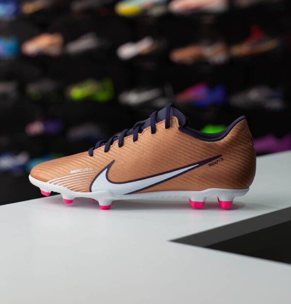 NIKE MERCURIAL VAPOR 15 CLUB MG - Image 2